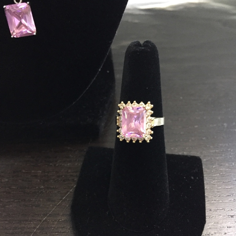 💗Pink Pendant & Earring Set💗 - Picture 4 of 5